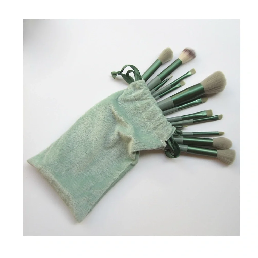 Zenana Outfitters complete professional